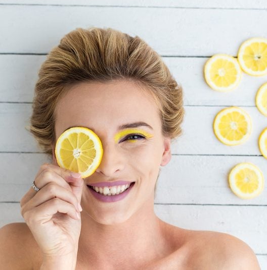 10 modi per usare il limone sul viso