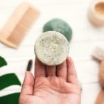 Shampoo solido: l’alleato di bellezza green perfetto per chi ama viaggiare