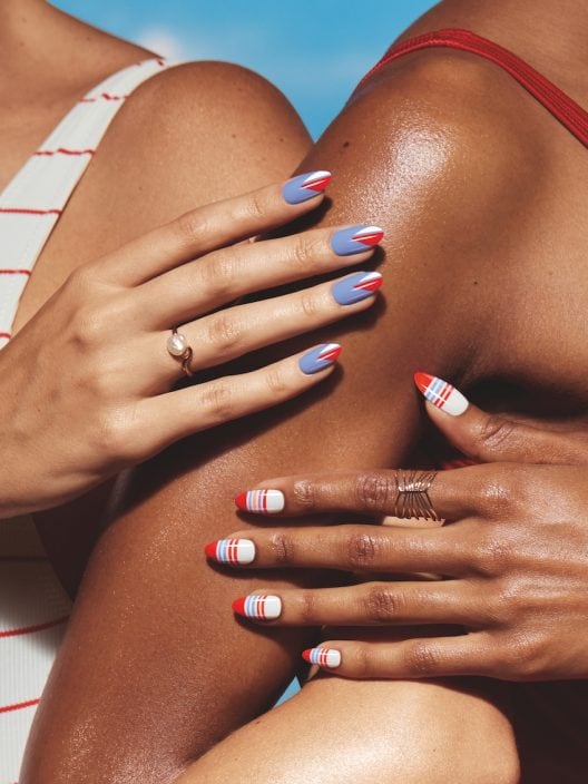 Manicure d’estate: esalta l’abbronzatura con gli smalti colorati