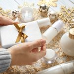 Il regalo di Natale per la mamma? Ecco le migliori idee regalo skincare