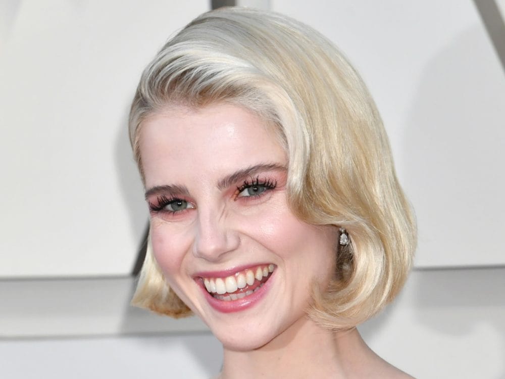 Lucy Boynton appartiene alla stagione e sottogruppo Estate Chiara