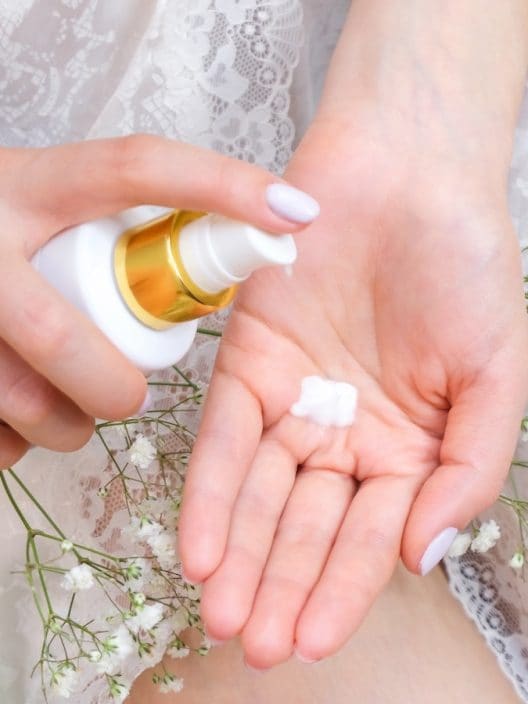 Mani screpolate? Le migliori creme mani per l’inverno