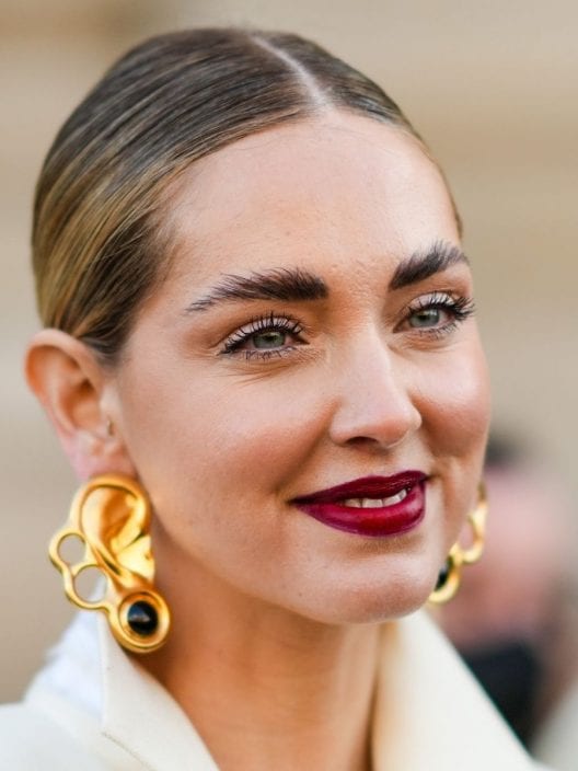 5 celebs che sfoggiano le bushy brows (e come imitarle)