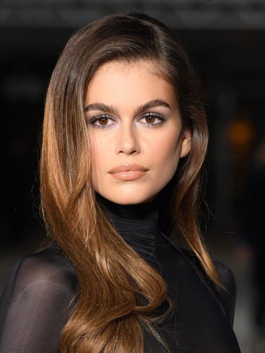 Mozzafiato: all’Academy Museum Gala Kaia Gerber trionfa con un beauty look easy ma d’effetto