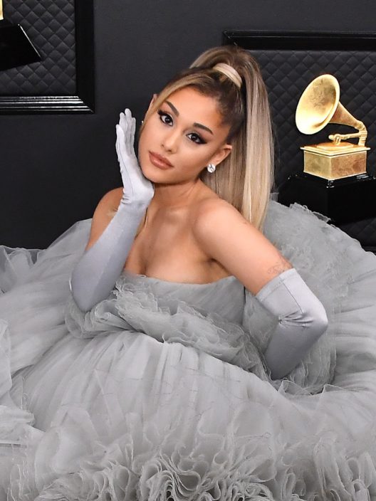 Ricominciare: il butterfly makeup di Ariana Grande è sinonimo di rinascita