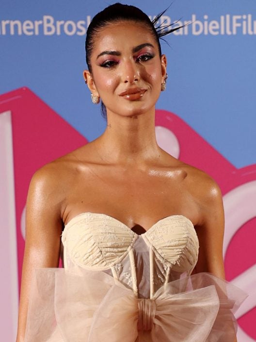 Pink-chic: il beauty look di Elisa Maino alla premiere di Barbie è super girly