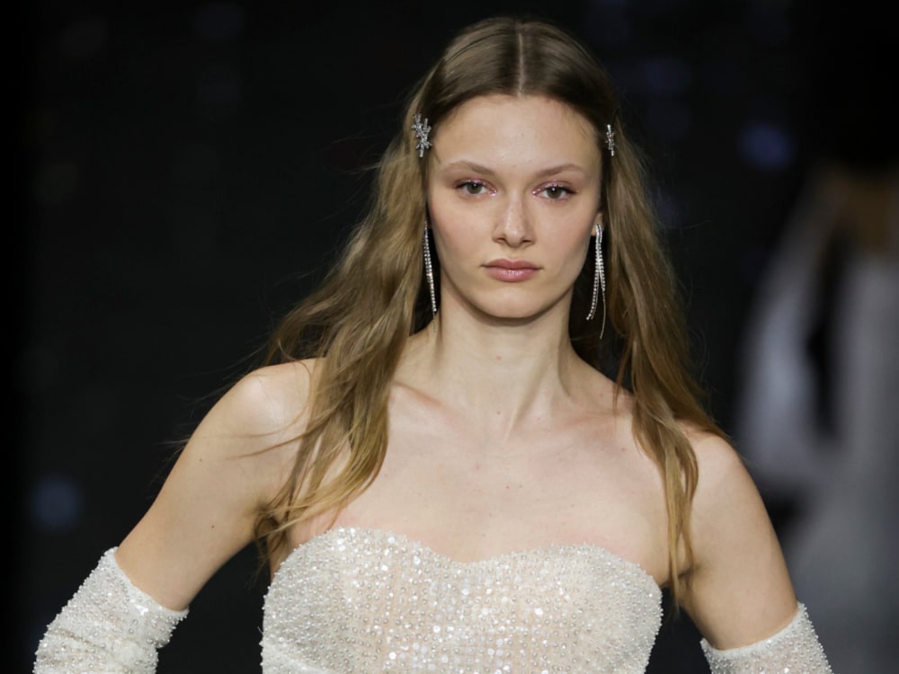 idee capelli sposa primavera 2024