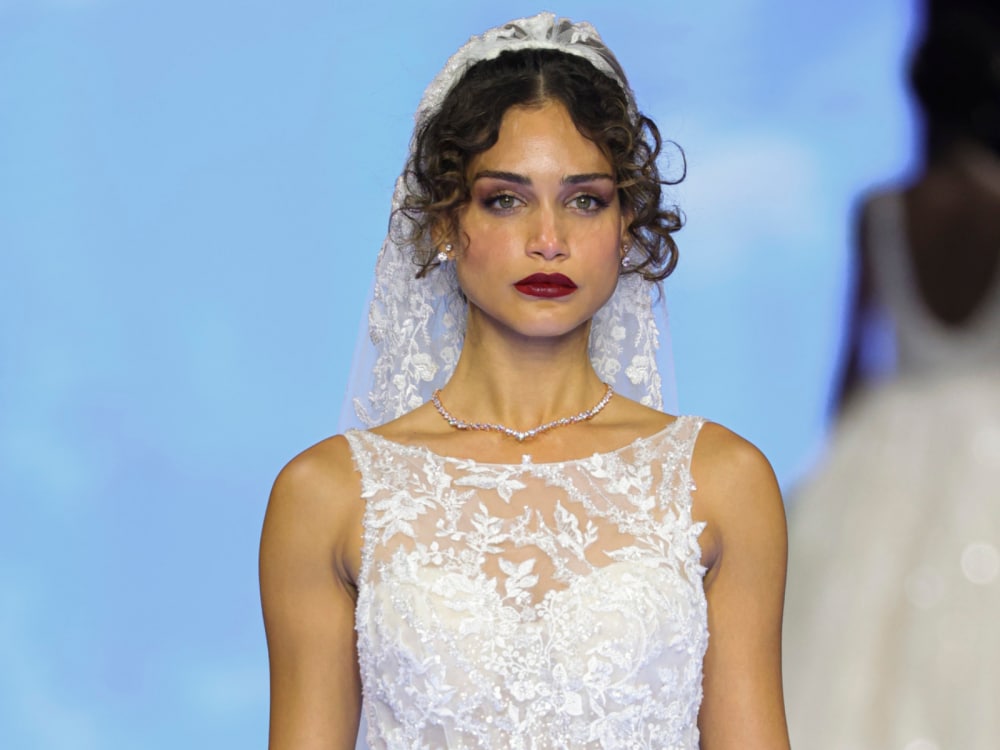 idee capelli sposa primavera 2024