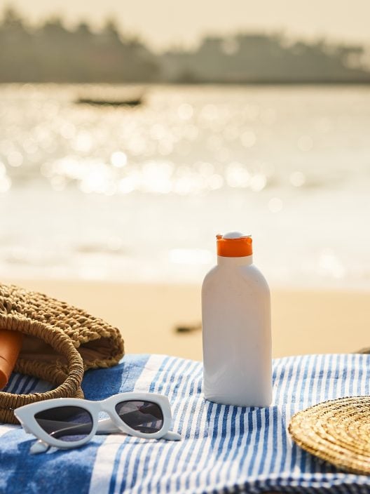 Summer Kit: quali sono gli essenziali da portare in spiaggia? 